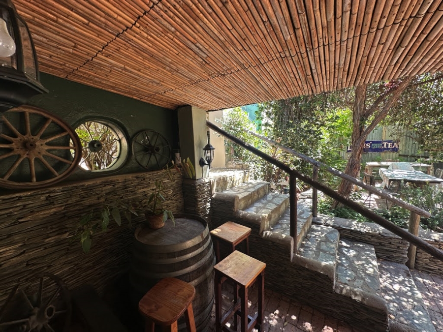 8 Bedroom Property for Sale in Barrydale Western Cape